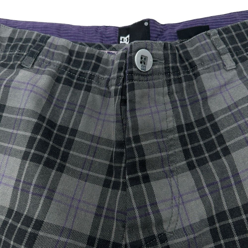 DC Mens Chino Shorts Gray Black Purple Plaid Flat Front Casual Pockets 34 *FLAW* - Picture 14 of 16
